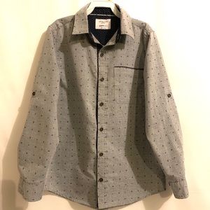 Level Ten boys dress shirt size 10/12